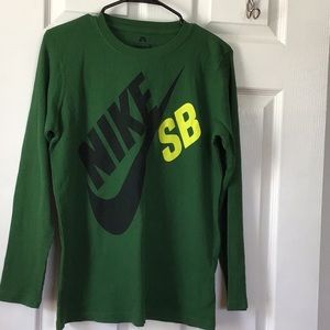 Nike sport shirt, youth